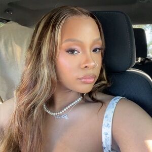 Meet your Posher, Gabrielle